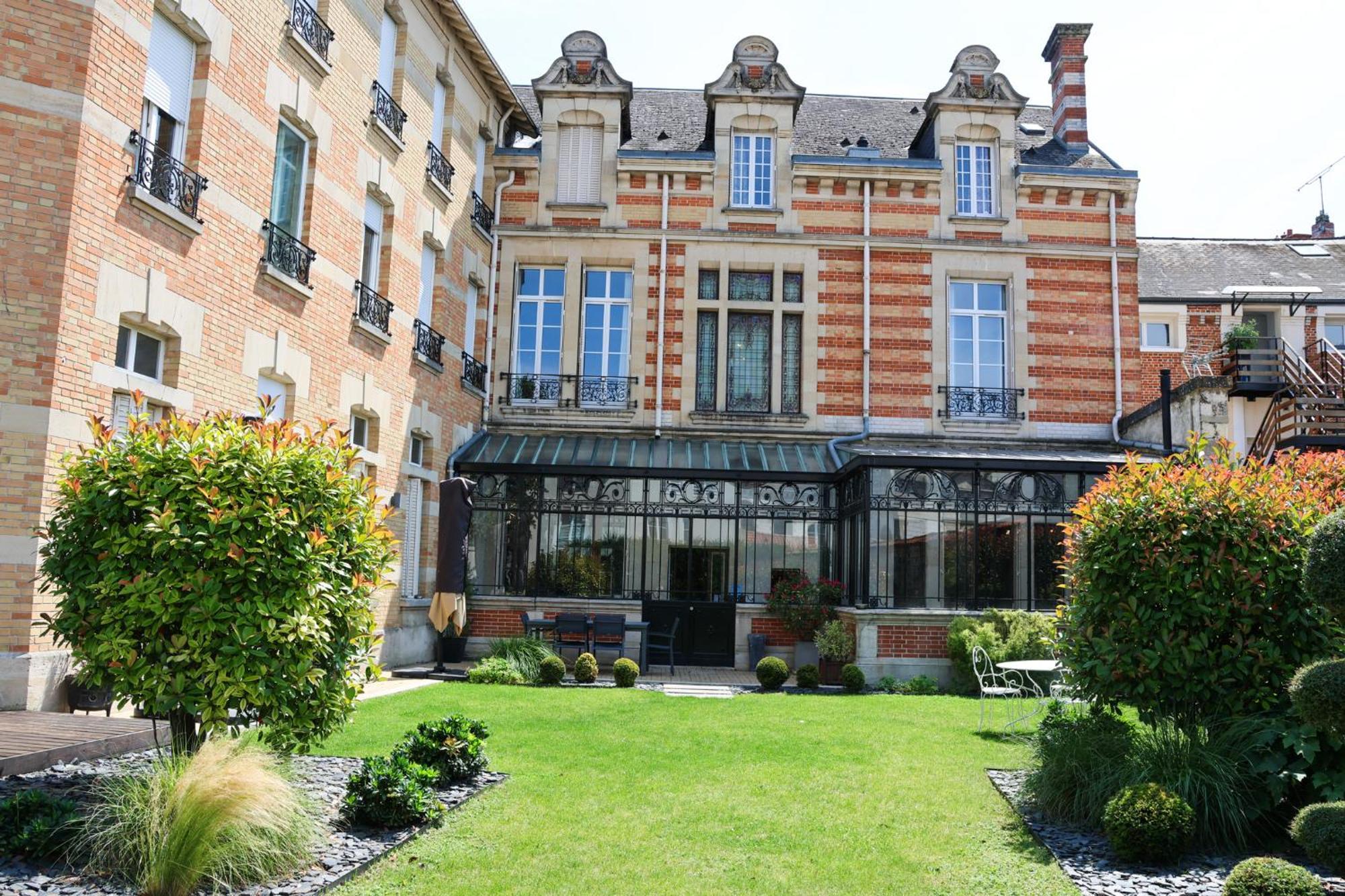 Le Jardin D'Hiver 香槟沙隆 外观 照片